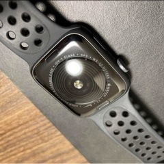 【極美品】Apple Watch Nike SE アップルウォッチ 44mmの画像