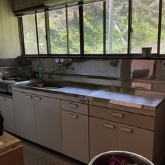 シェアハウス一部屋貸出　洋間８畳一部屋の貸出　男性専用　日常設備用品付いています − 静岡県