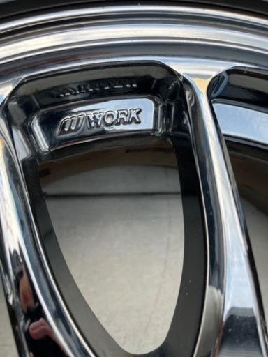 車のパーツ タイヤ、ホイール