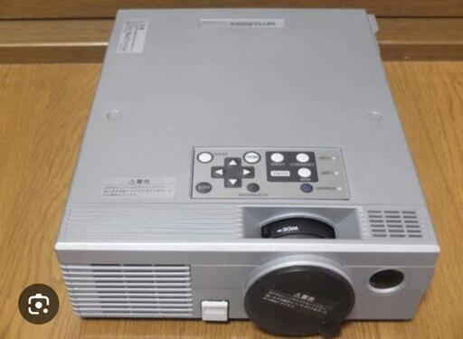 Ａ４サイズ液晶の代表　三菱LVP-L2000V