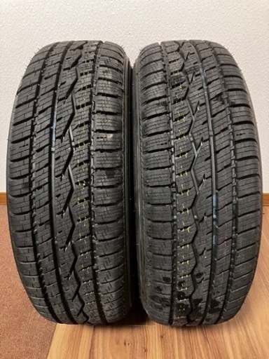 車のパーツ タイヤ、ホイール