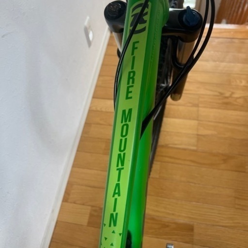 自転車 マウンテンバイク