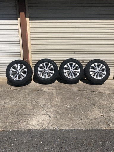 エクストレイルＴ３２純正ホイルスタッドレス