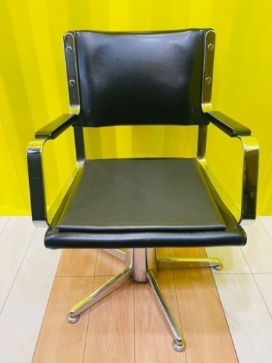 美容室チェア　椅子　スタイリングチェア