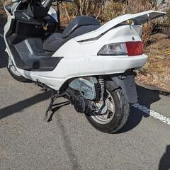 値下げしました！マジェスティまさかの124cc ！走行1000km！引き取り限定の画像