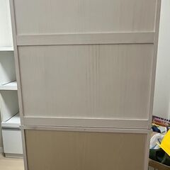 【無料】ゴミ箱付きキッチン収納の画像