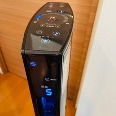 シャープ プラズマクラスタースリムイオンファン　PF-ETC1の画像