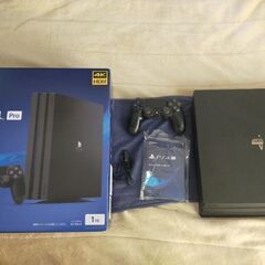 PS4PRO　　型番7200の画像