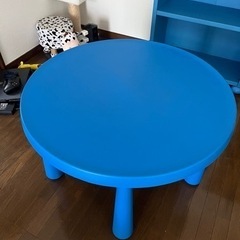 4/21まで！子供用テーブル IKEA マンムットの画像