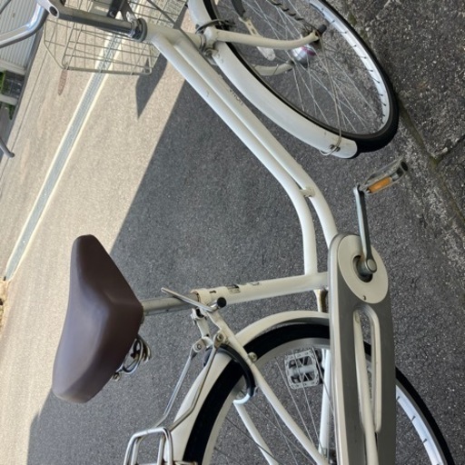 【現在交渉中】白の自転車26インチ　中古