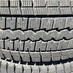 車のパーツ タイヤ、ホイールの画像