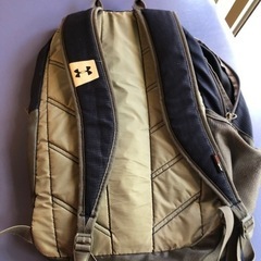 中古　アンダーアーマー リュック　の画像