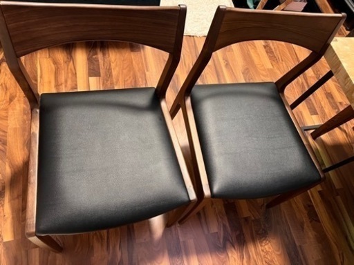 2万円値下げ中 ダイニングチェア2脚とベンチ椅子