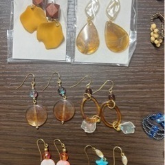 ハンドメイド　ピアス・ネックレスの画像