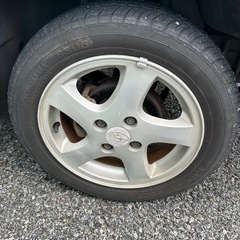 車のパーツ タイヤ、ホイールの画像