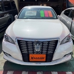 トヨタ　クラウンハイブリッド　ロイヤルサルーンG