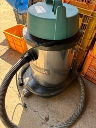 マキタ　工具　集じん機　乾湿両用　業務用　　　