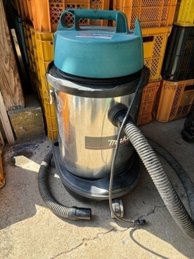 マキタ　工具　集じん機　乾湿両用　業務用　　　