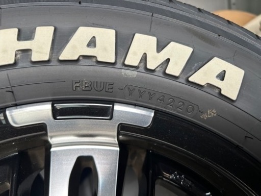 車のパーツ タイヤ、ホイール