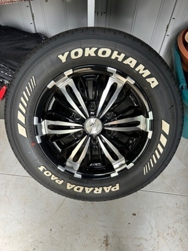 車のパーツ タイヤ、ホイール