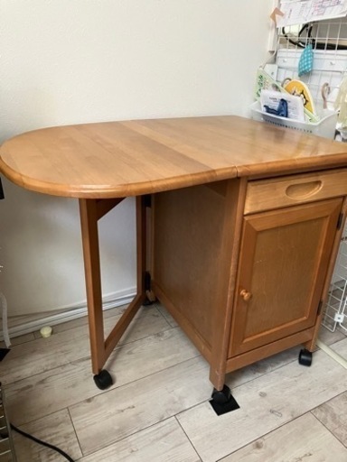 サイトテーブルワゴンお値下げ不可‼️