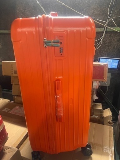 新品未使用　スーツ