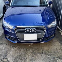 Audi　アウディ A1スポーツバック