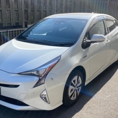 安い車トヨタプリウス