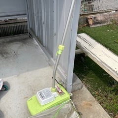 芝刈り機、草刈機