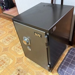 【差し上げます】耐火金庫