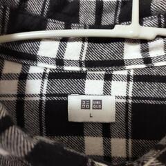 UNIQLO ユニクロ　メンズＬシャツ

の画像