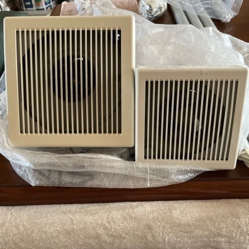 USED 家庭用小型換気扇！