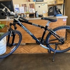 SALE！8月末まで延長！防犯登録無料！ GIANT ATX970チェーン・シフト