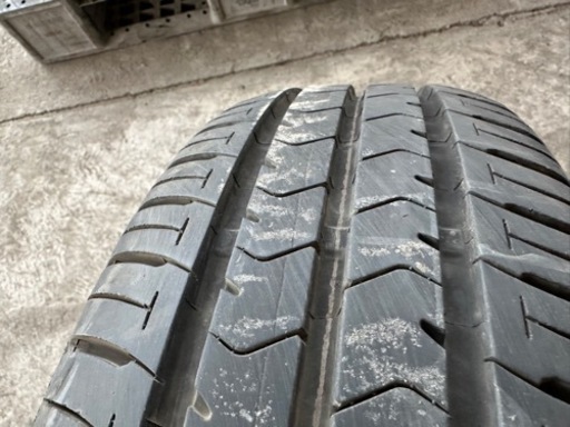 ブリジストン 夏タイヤ4本 工場