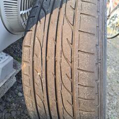 ヴォクシー純正タイヤホイールの画像