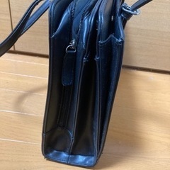 【決まりました】レディースA4フォーマルバッグお譲りします。の画像