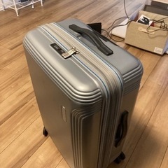 スーツケースの画像