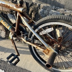 自転車 クロスバイクの画像