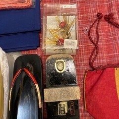 着物セット 👘  パターン③ 下駄 草履 帯 髪飾り 締め帯の画像
