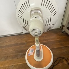 ハロゲンヒーター、800W、正常に使えますの画像