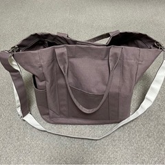 抱っこ紐やマザーズバッグなど、ベビー用品まとめて差し上げますの画像