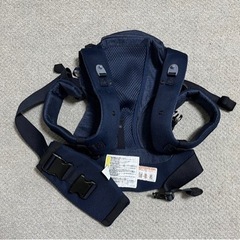 抱っこ紐やマザーズバッグなど、ベビー用品まとめて差し上げますの画像