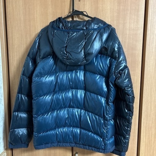 交渉中　
ノースフェイス　ウルトラライトダウン　フーディーメンズ