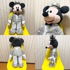 ディズニープラチナオーナメントくじ2023ラストワン賞ミッキーぬいぐるみの画像