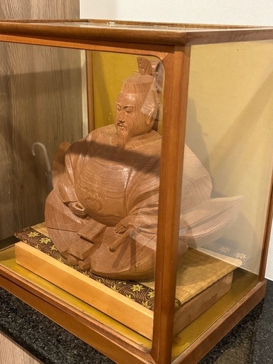 木彫りの置物　柳沢英一？