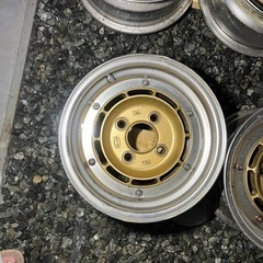 車のパーツ タイヤ、ホイールの画像