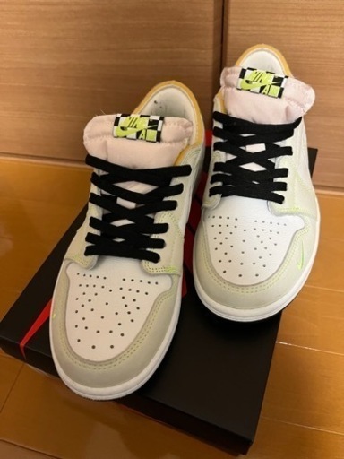 NIKE airjordan1 LOW ゴーストグリーン