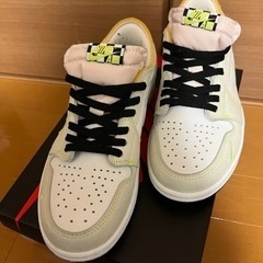 NIKE airjordan1 LOW ゴーストグリーンの画像