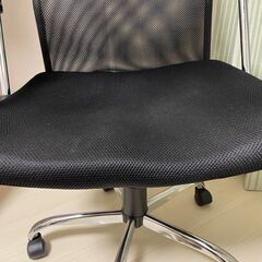 ニトリ　オフィスチェアの画像