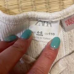 ZARA 半袖　110cmの画像